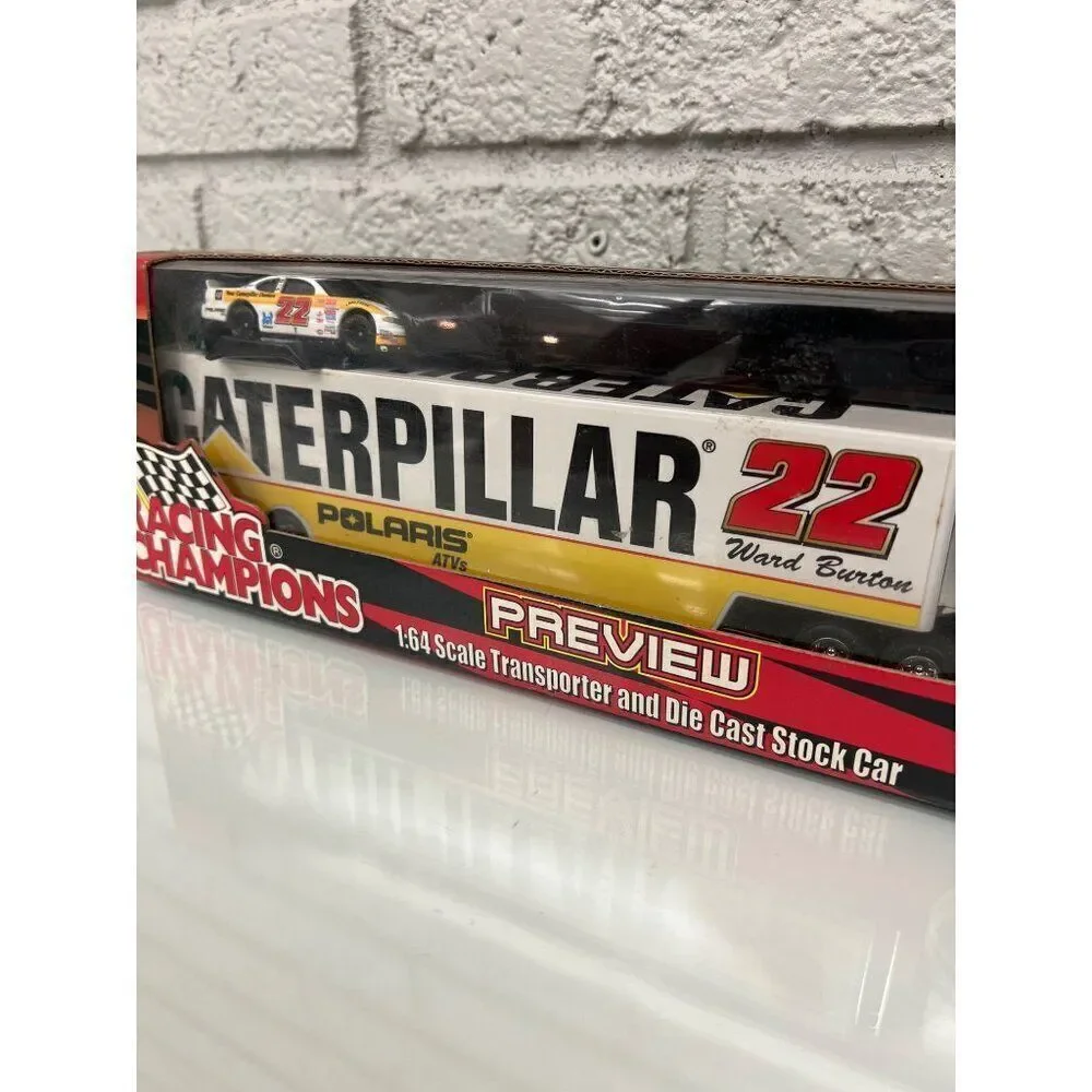 NASCAR 2000 Wade Burton #22 Caterpillar Transporter & Car 1/64 Scale